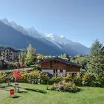 Superbe Avec Jardin Et Parking à - Fr-1-343-177 Chalet